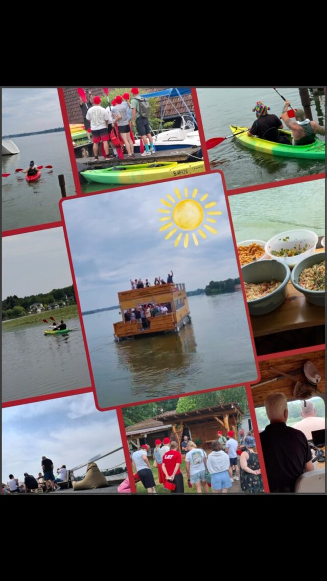 Teamtag = Sommer, Wasser und Zeit miteinander. ☀️🌊
Wie jedes Jahr haben wir unseren Teamtag auf dem Wasser verbracht – diesmal auf Floß und Kajak rund um Berlin-Schmöckwitz. Eine schöne Gelegenheit, abseits von Baustellen, Lager und Schreibtischen zusammenzukommen, sich auszutauschen und die Kolleginnen und Kollegen einmal in einem ganz anderen Rahmen zu erleben.
Auch das Catering war echte Teamarbeit. Vielen Dank an alle Köchinnen, Köche und unsere Grillmeister, die für das leibliche Wohl gesorgt haben! 🍽️🔥
Es war ein tolles Gemeinschaftserlebnis, das einmal mehr gezeigt hat, wie wichtig Zusammenhalt und gemeinsame Zeit sind.
Danke an alle, die dabei waren! <3 Und ein besonderes Shout-out an alle, die an diesem Tag auf den Baustellen, im Lager oder am Schreibtisch dafür gesorgt haben, dass der Betrieb weiterläuft – ohne euch geht’s nicht! 👏
#LAT #LATberlin #Teamtag #Teamwork